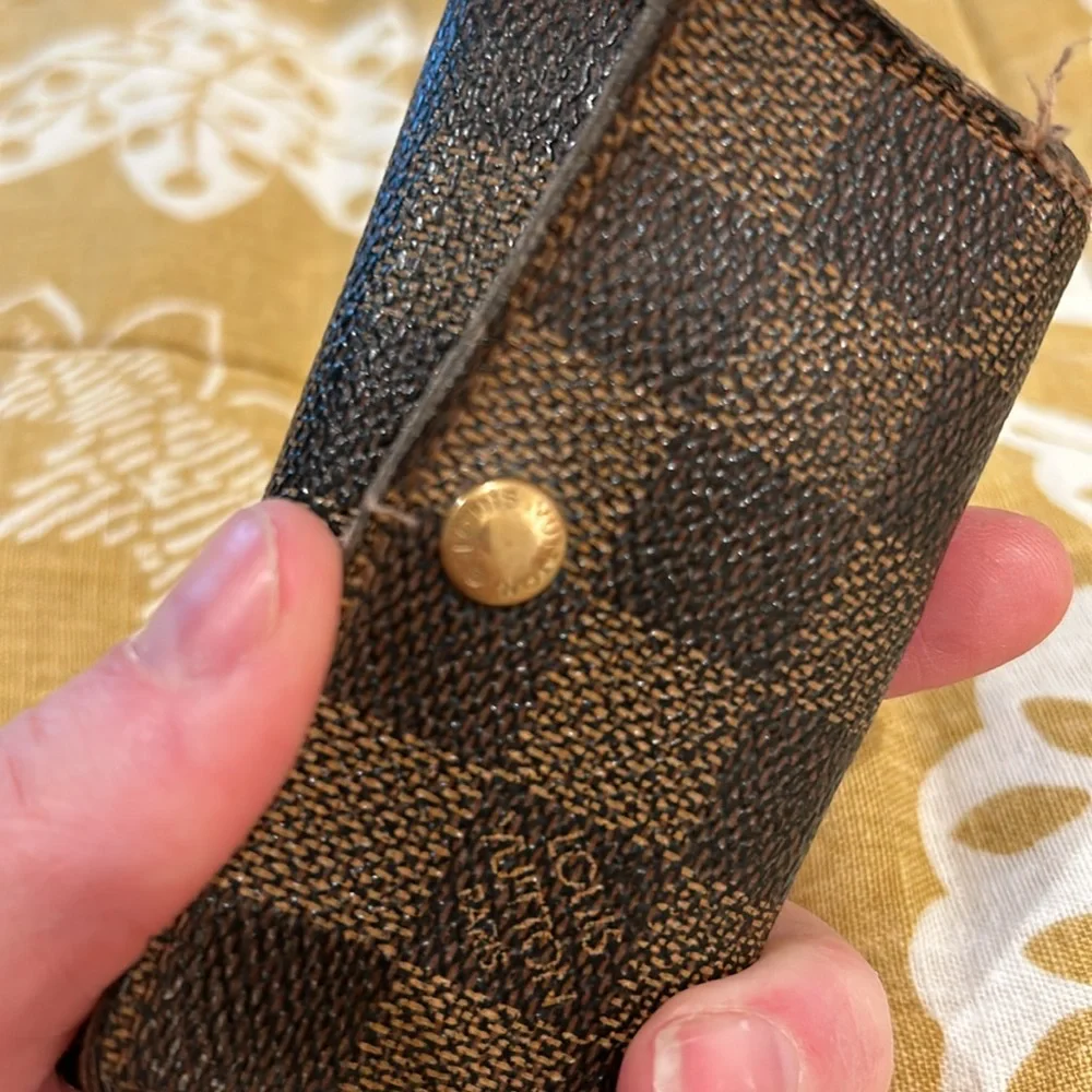 Pre loved Louis Vuitton Key Fob Holder